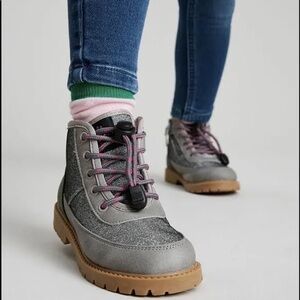 BRAND NEW Joules Glitter Boots